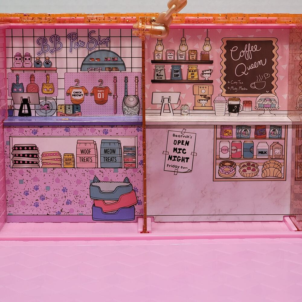 LOL Surprise Carrying Case + Set of 5 LOL Dolls (NEW) - Picture 12 of 13